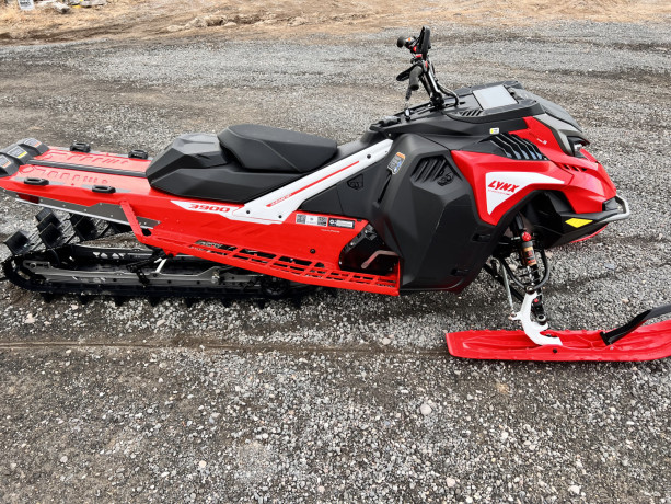 2023-lynx-shredder-re-850-turbo-big-0