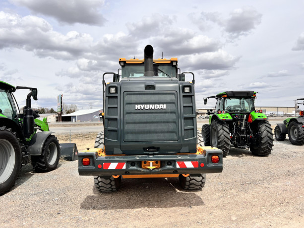 hyundai-hl955a-loader-big-2